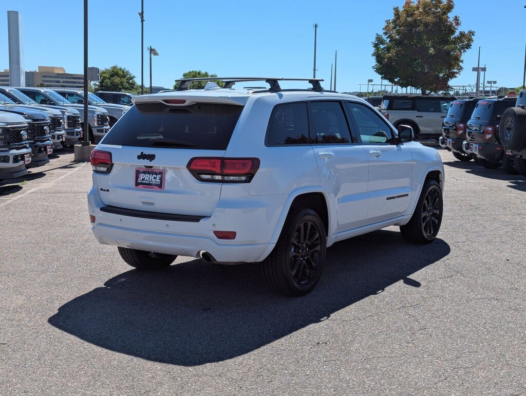 Used 2021 Jeep Grand Cherokee Laredo X Sport Utility