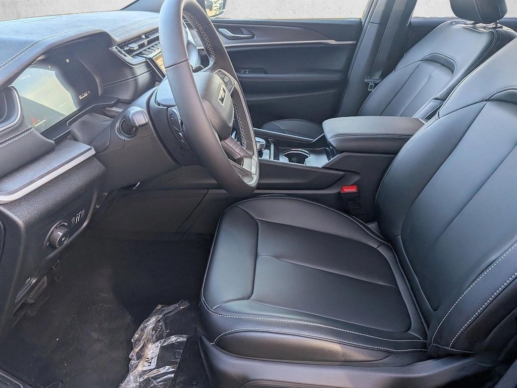 New 2025 Jeep Grand Cherokee Limited SUV