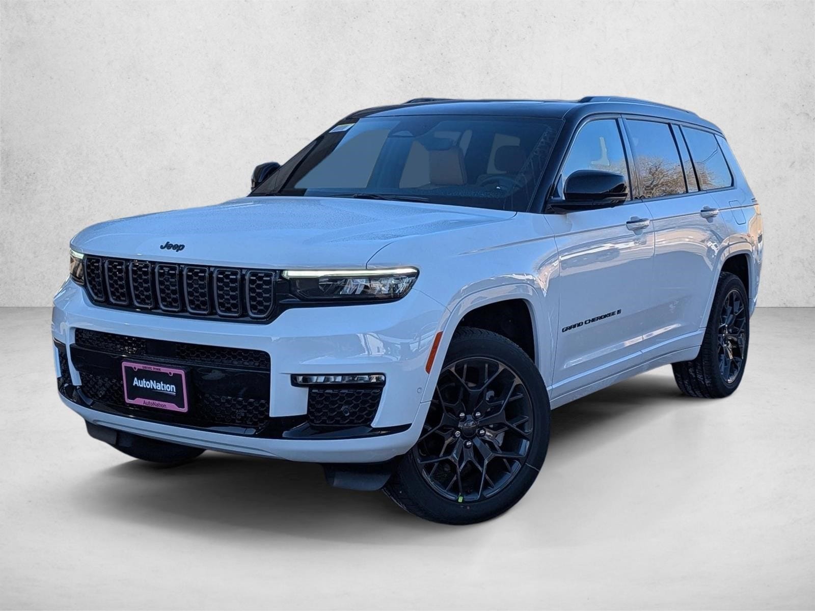 2025 Jeep Grand Cherokee L Summit's photo