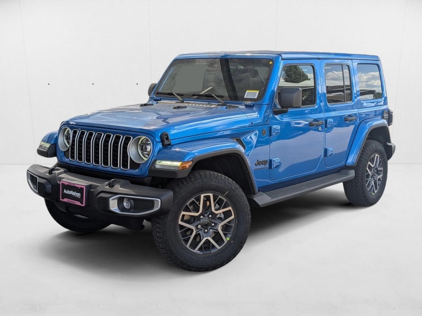 2025 Jeep Wrangler 4-Door Sahara's photo
