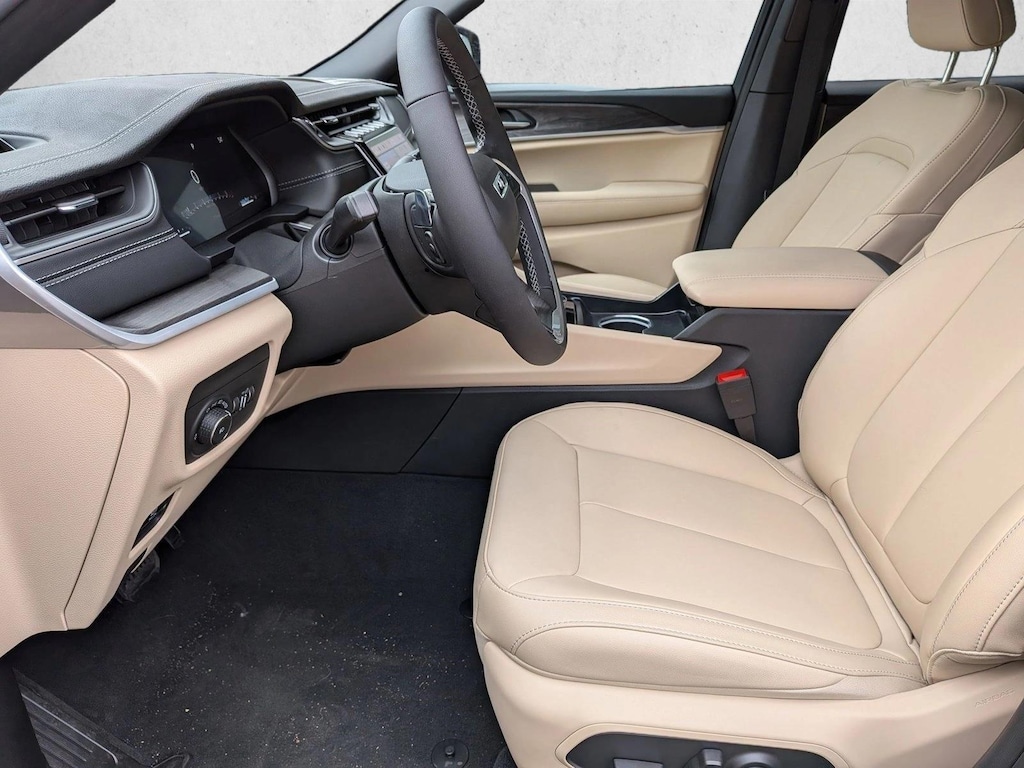 New 2025 Jeep Grand Cherokee Summit Reserve SUV