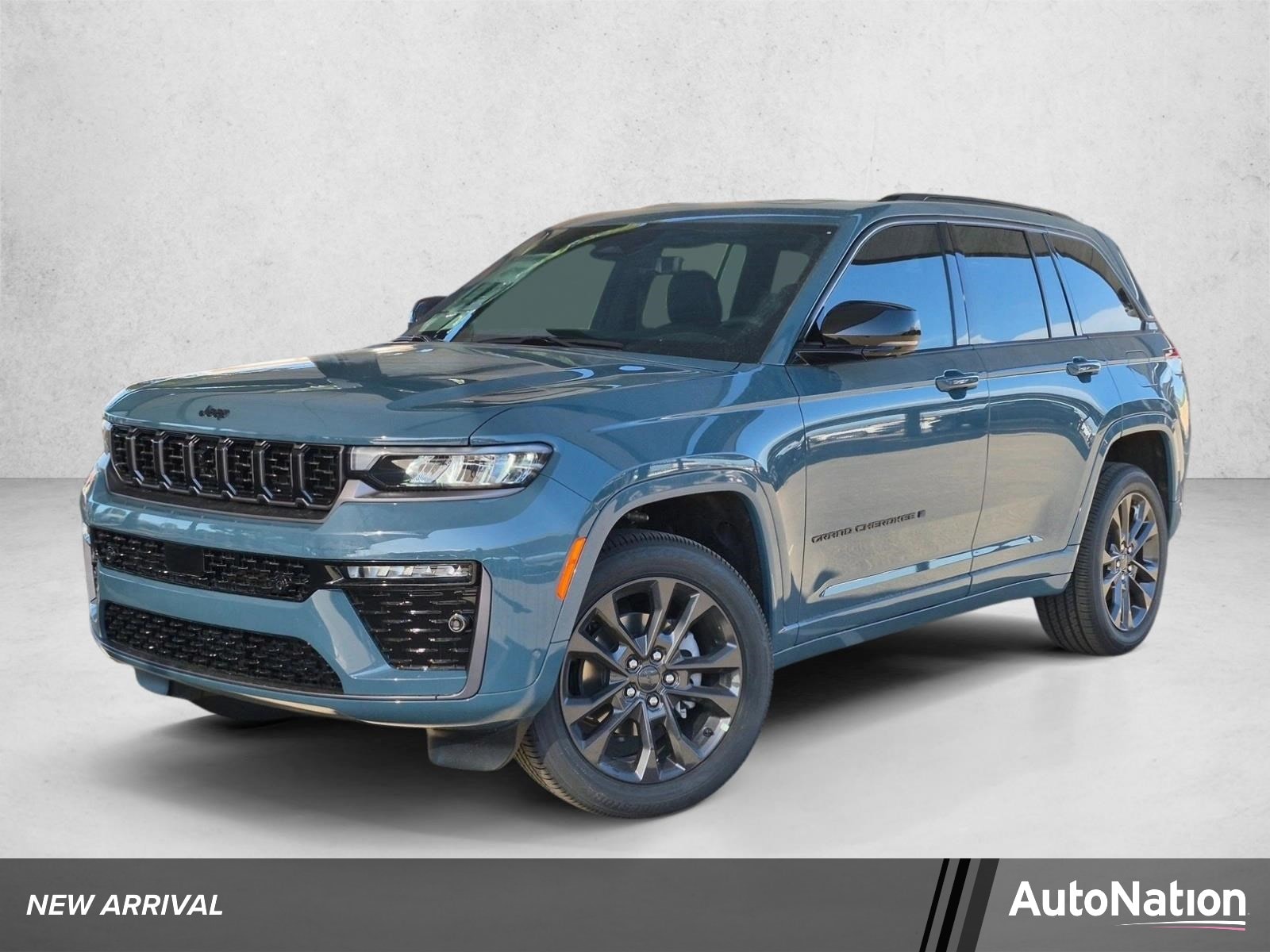 2026 Jeep Grand Cherokee Limited Reserve 4x4's photo