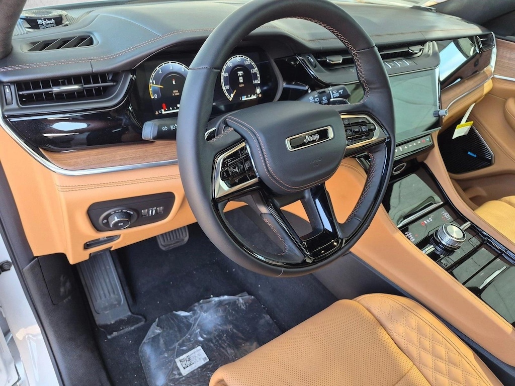 New 2026 Jeep Grand Cherokee Summit SUV