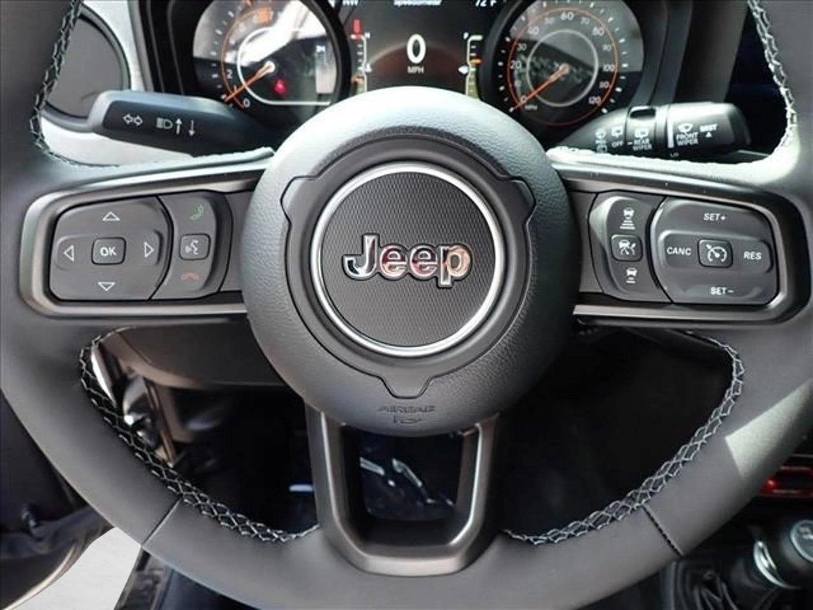 2025 Jeep Wrangler 4-Door Willys - Photo 11