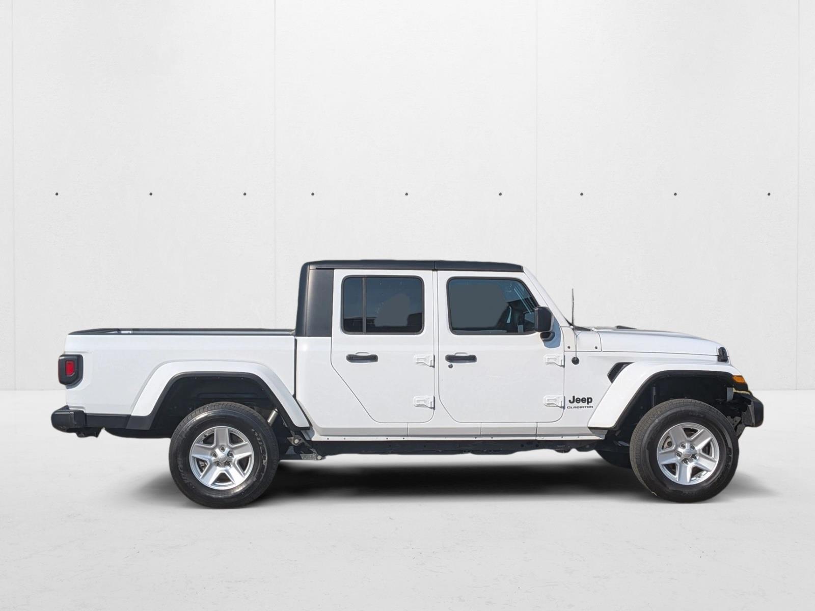 2022 Jeep Gladiator Sport S photo 4