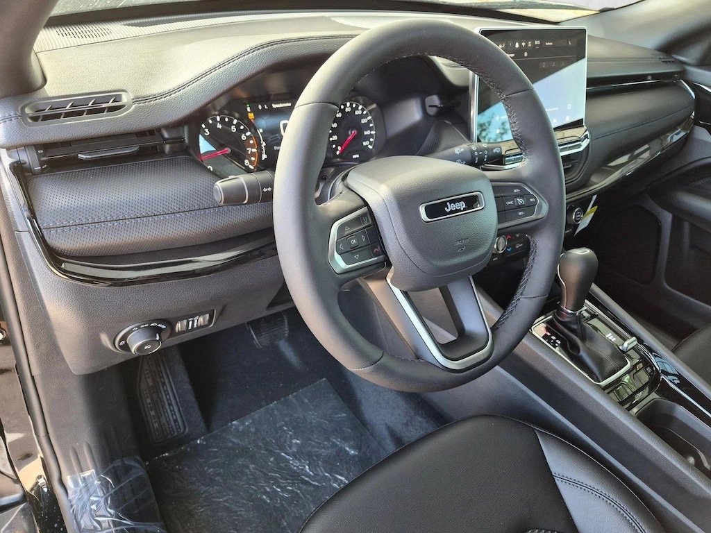 New 2026 Jeep Compass Latitude SUV