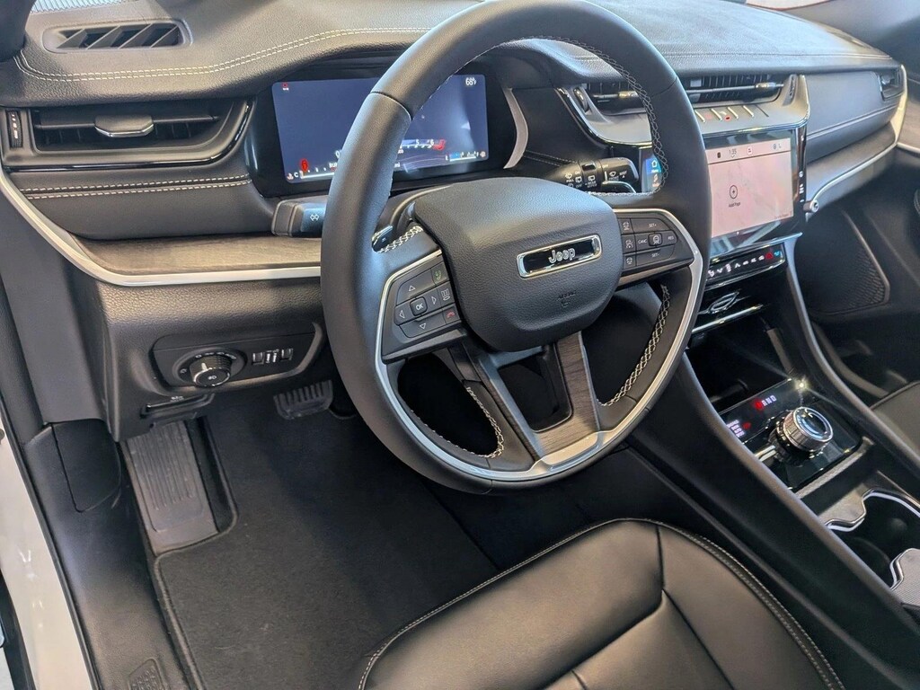 New 2026 Jeep Grand Cherokee Limited SUV