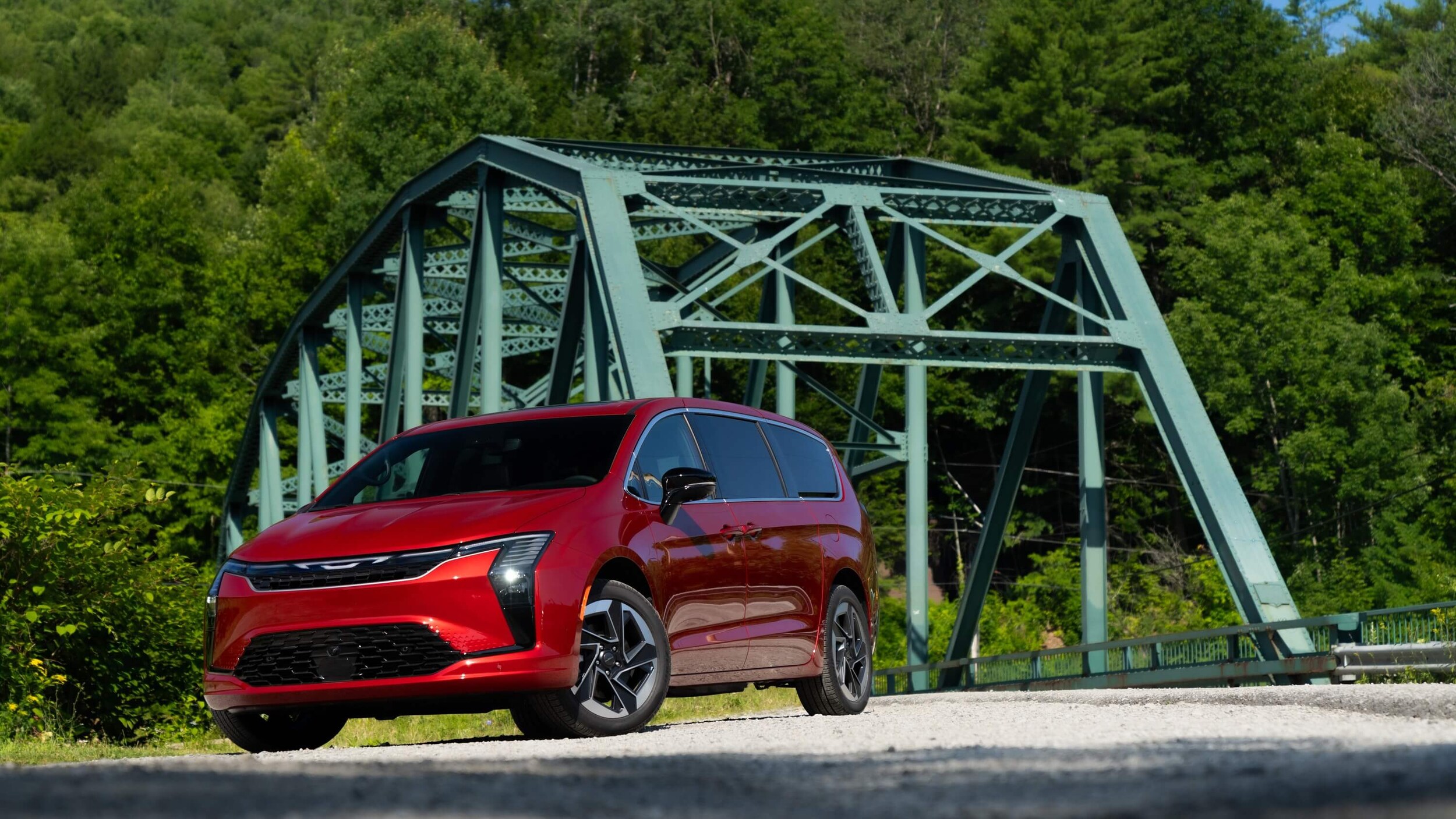 Chrysler Pacifica in Red Hot
