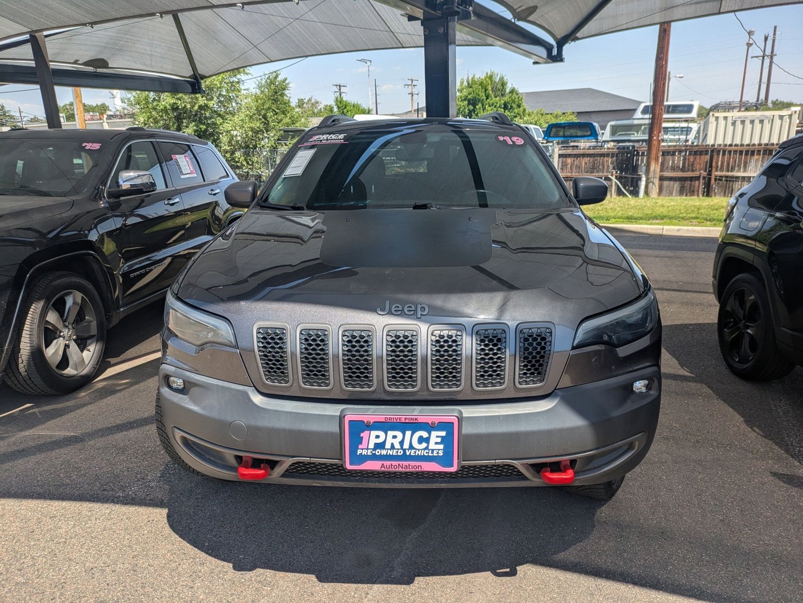 Used 2019 Jeep Cherokee Trailhawk with VIN 1C4PJMBX9KD421515 for sale in Littleton, CO