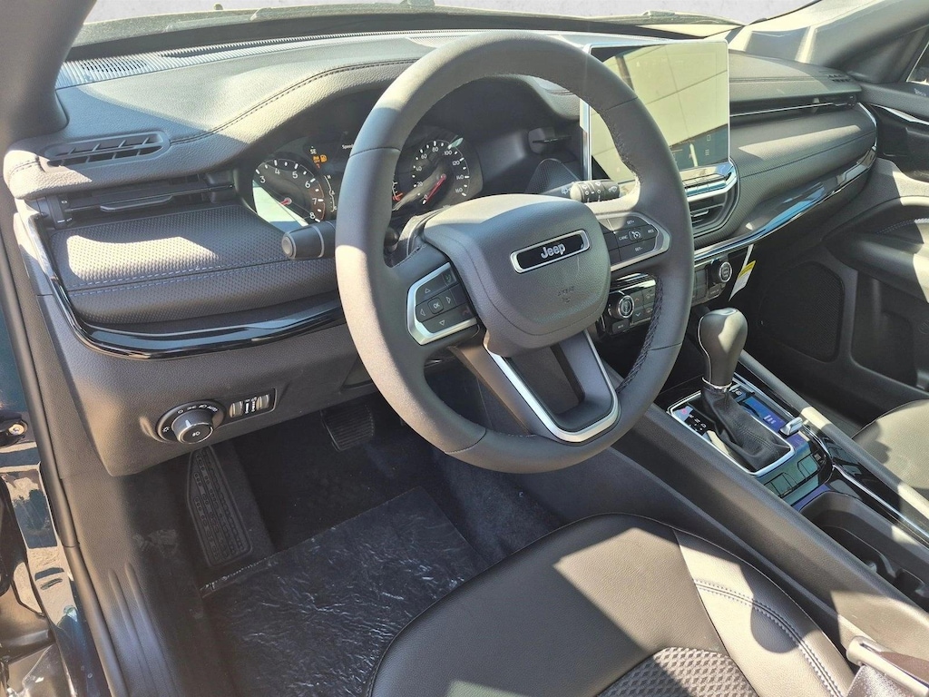 New 2026 Jeep Compass Latitude SUV