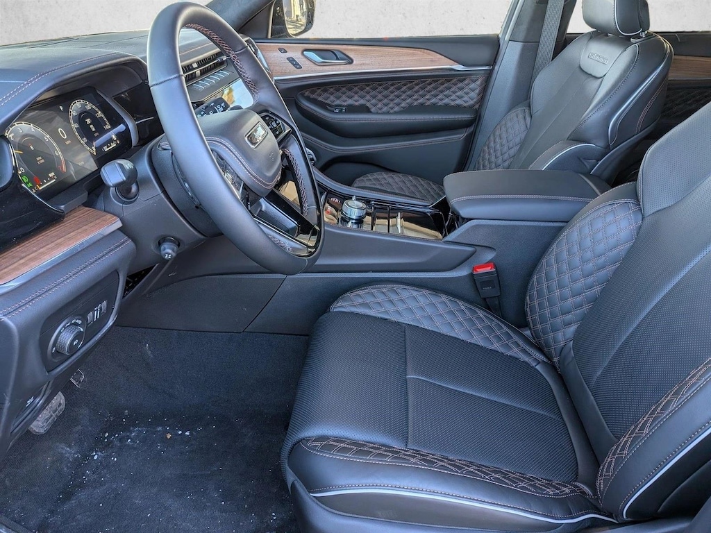 New 2026 Jeep Grand Cherokee Summit SUV