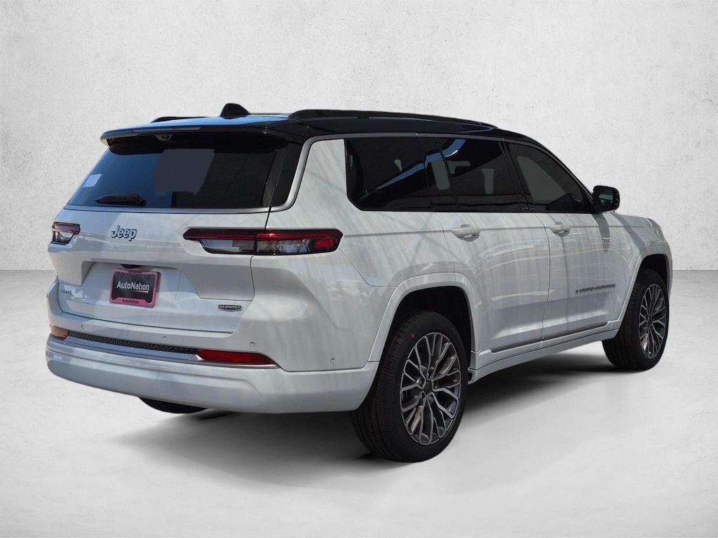 New 2026 Jeep Grand Cherokee Summit SUV