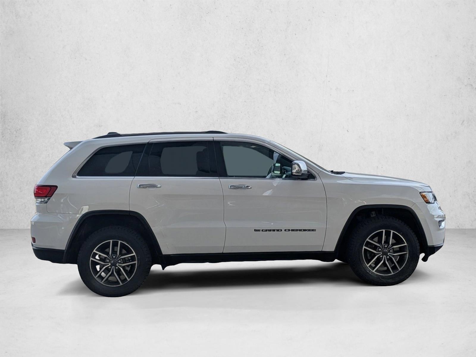 2022 Jeep Grand Cherokee Limited photo 3