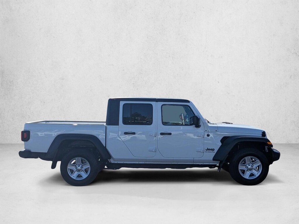 Used 2020 Jeep Gladiator Sport S Crew Cab Pickup