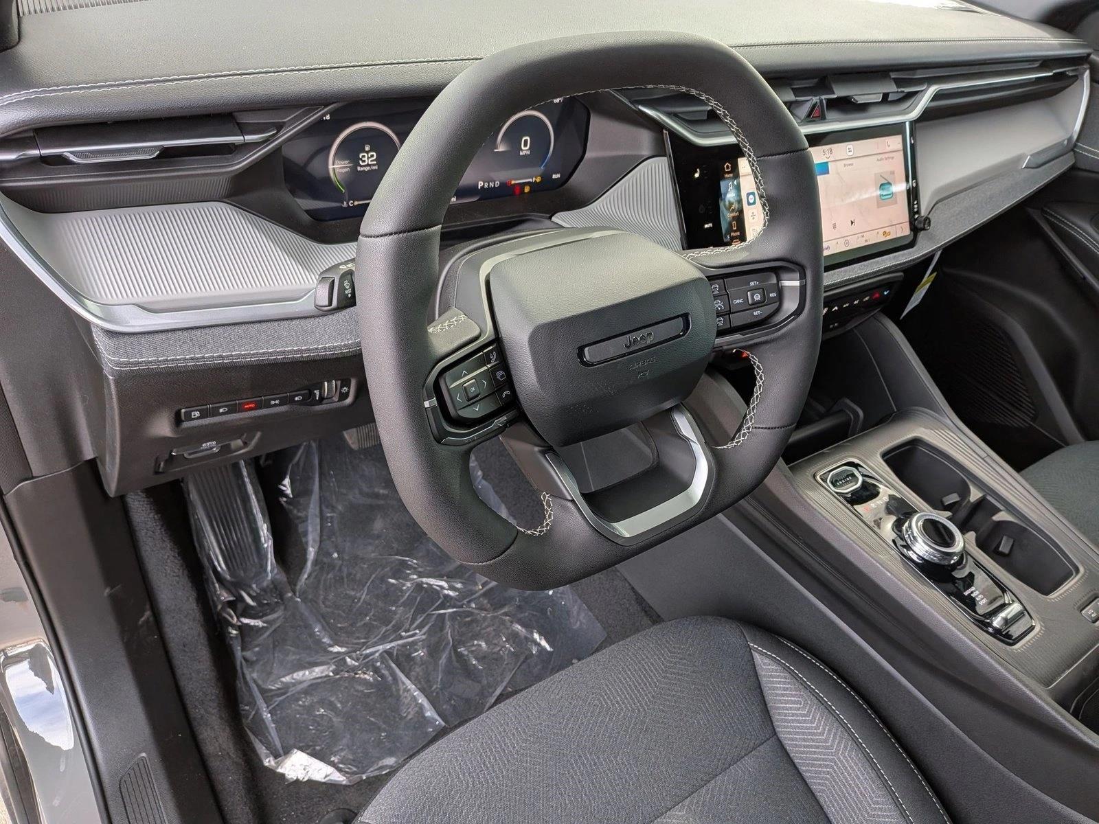 New 2026 Jeep Cherokee Laredo SUV