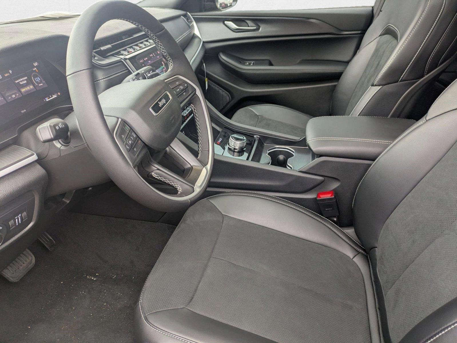 2025 Jeep Grand Cherokee L Altitude - Photo 9