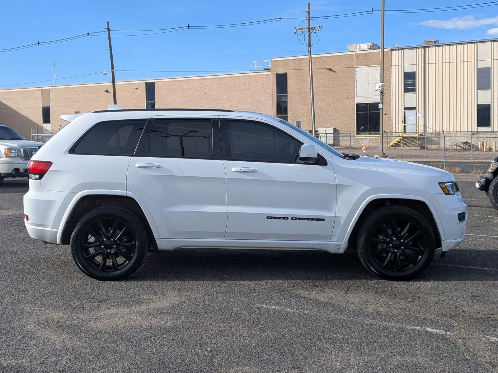 2020 Jeep Grand Cherokee Altitude Sport photo 4