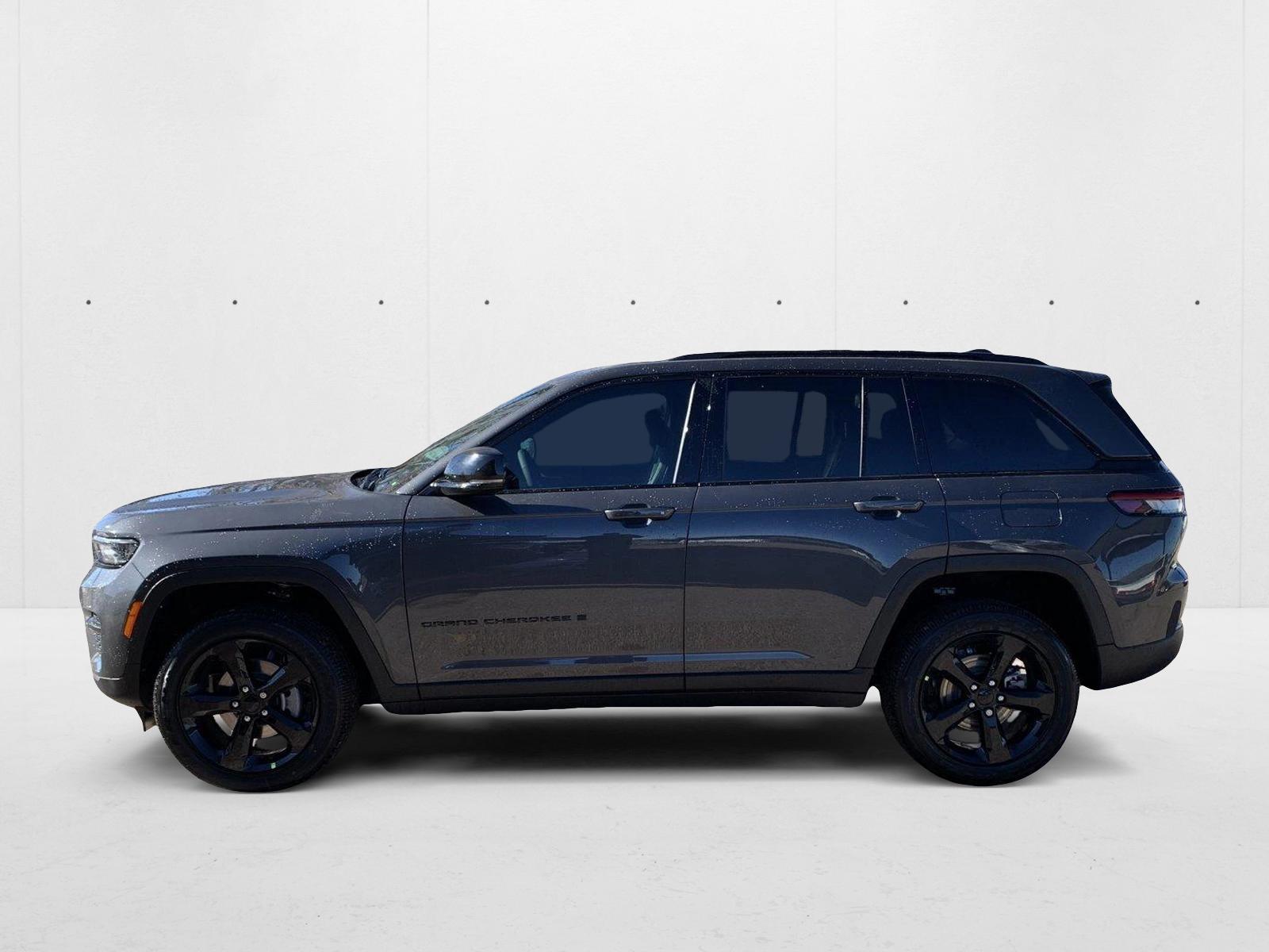 2025 Jeep Grand Cherokee Altitude X photo 2