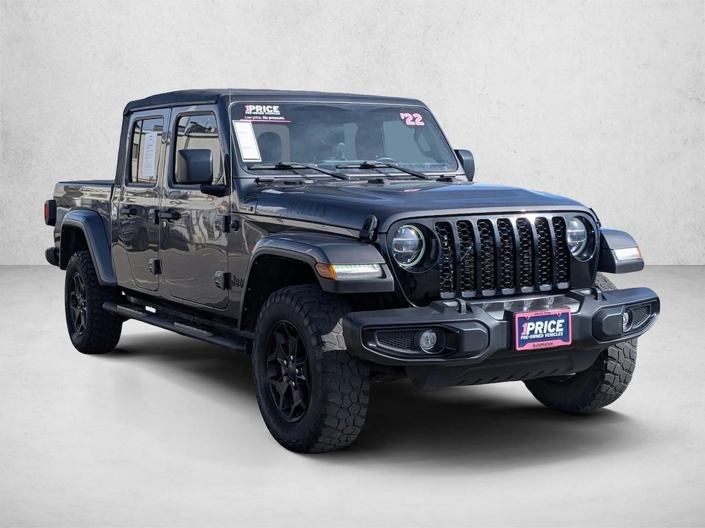 Used 2022 Jeep Gladiator Willys Crew Cab Pickup