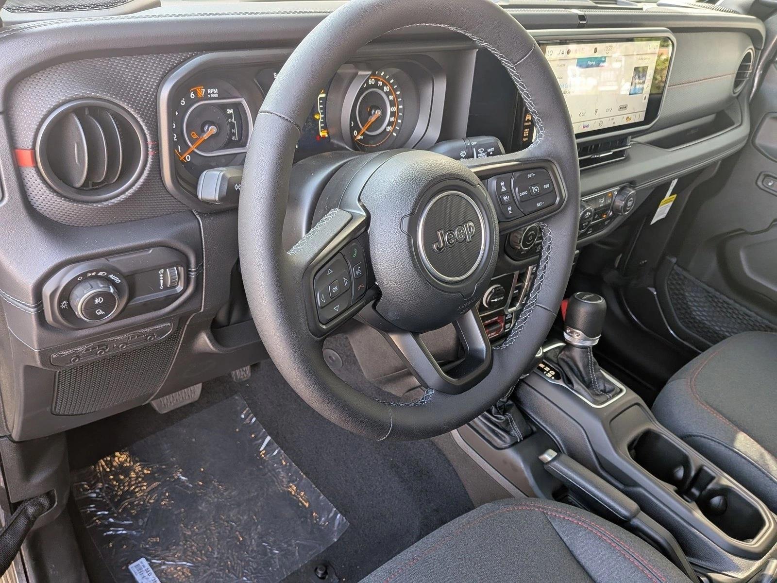 2025 Jeep Gladiator Rubicon photo 3