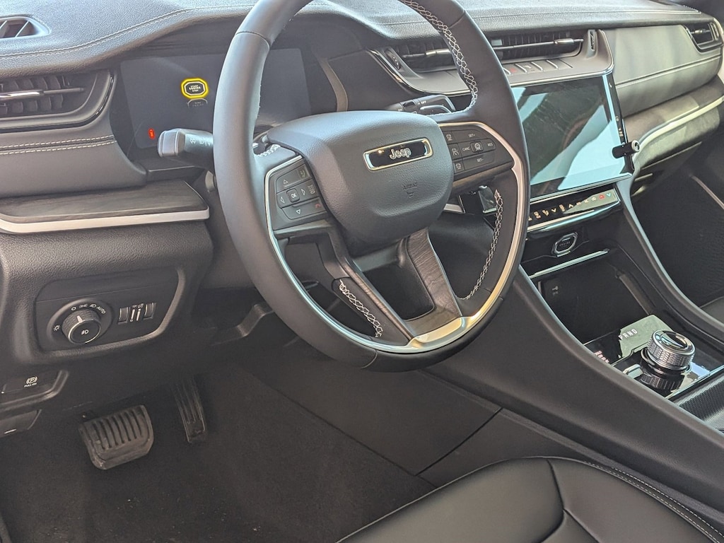 New 2026 Jeep Grand Cherokee Limited SUV