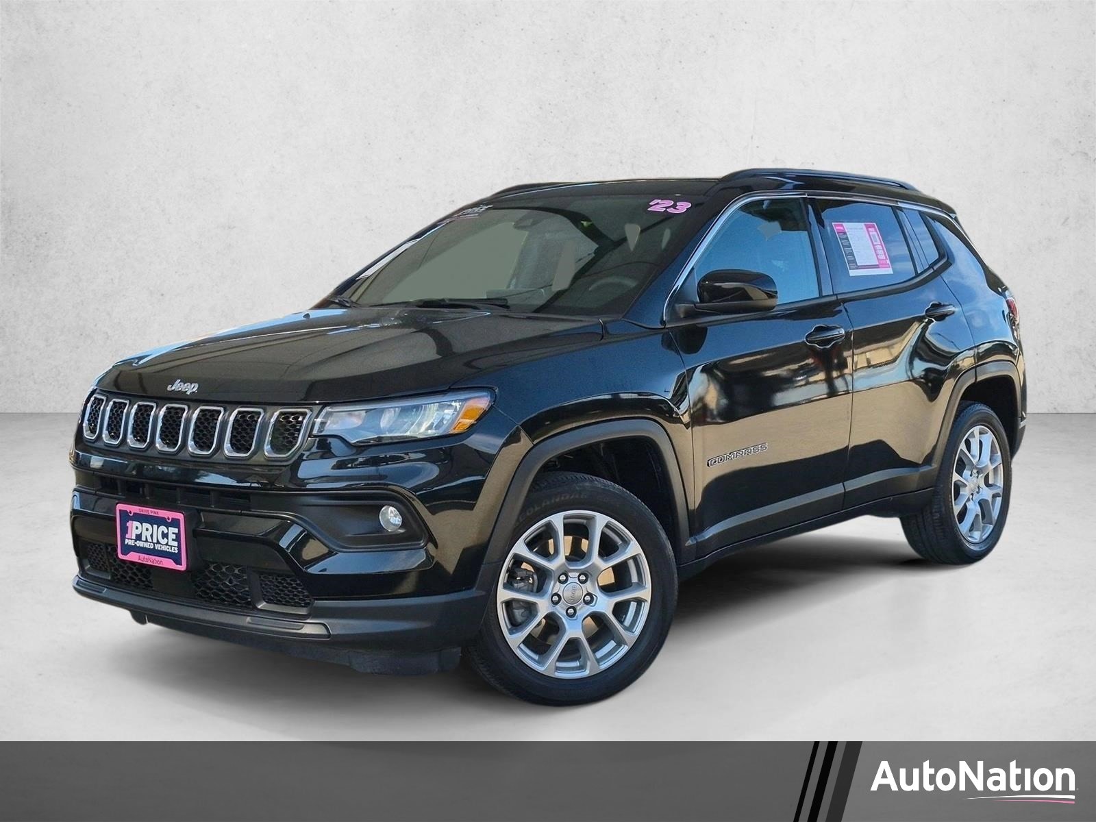 2023 Jeep Compass Latitude Lux 4X4's photo