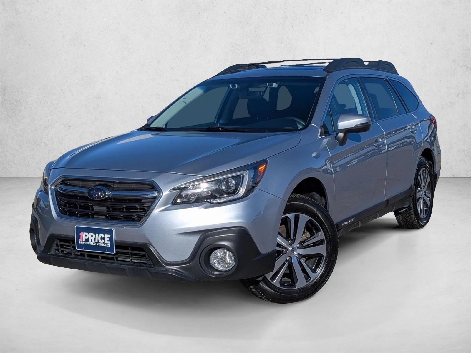 2018 Subaru Outback Limited's photo