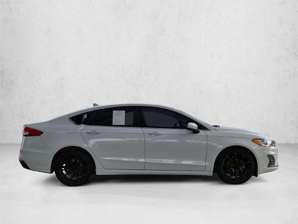 Used 2020 Ford Fusion SE 4dr Car