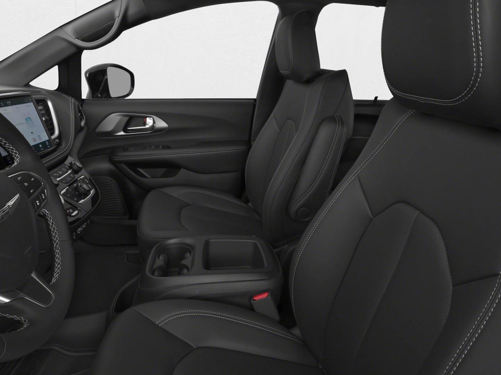 2026 Chrysler Pacifica Pinnacle - Photo 6