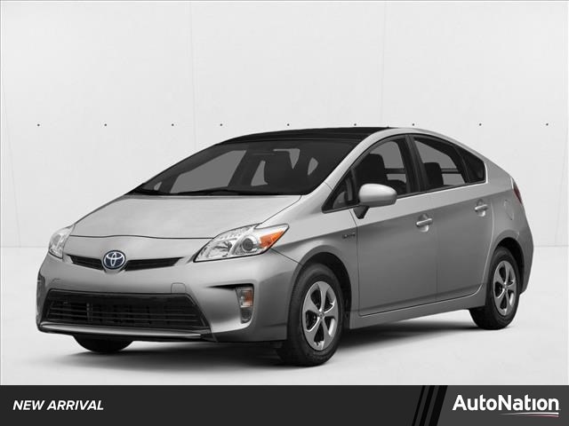 2015 Toyota Prius Two's photo