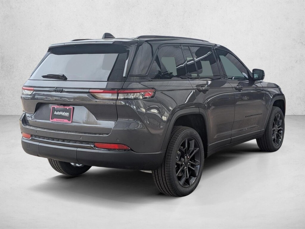 New 2025 Jeep Grand Cherokee Limited SUV