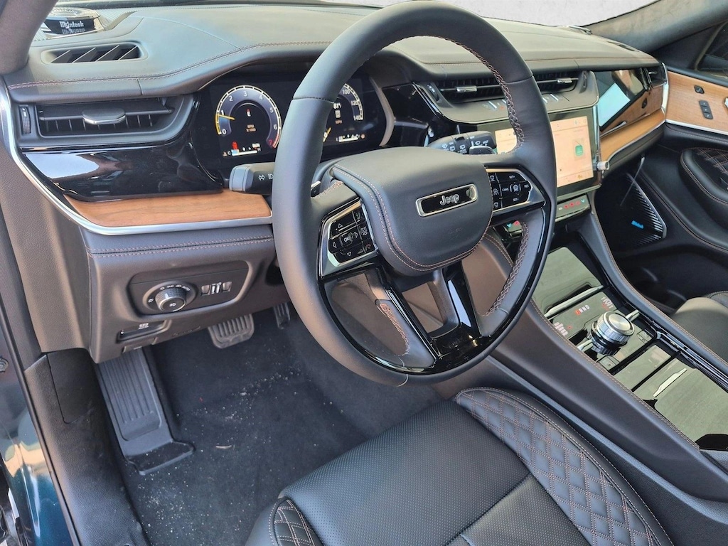 New 2026 Jeep Grand Cherokee Summit SUV