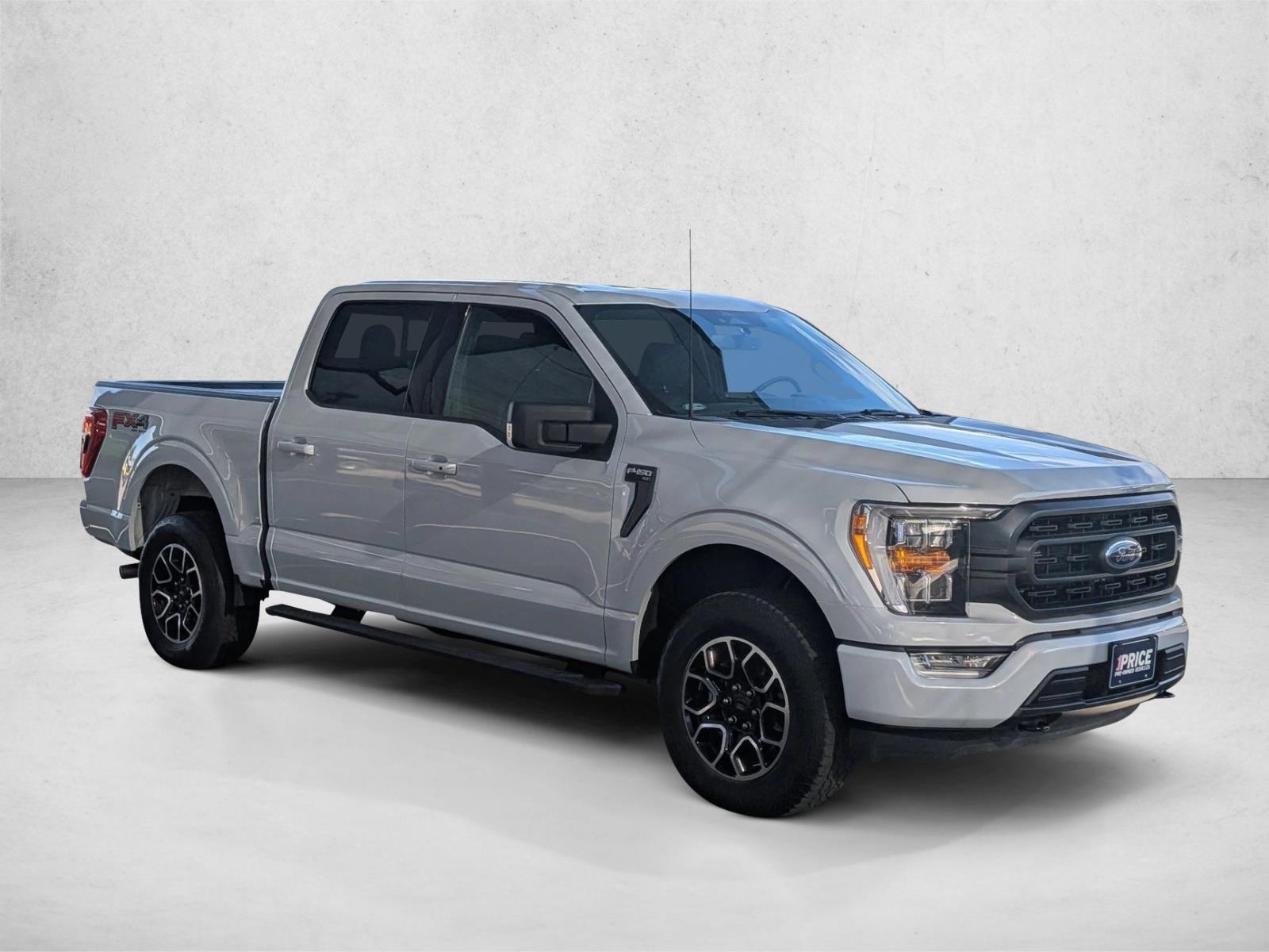 2022 Ford F-150 XLT photo 2