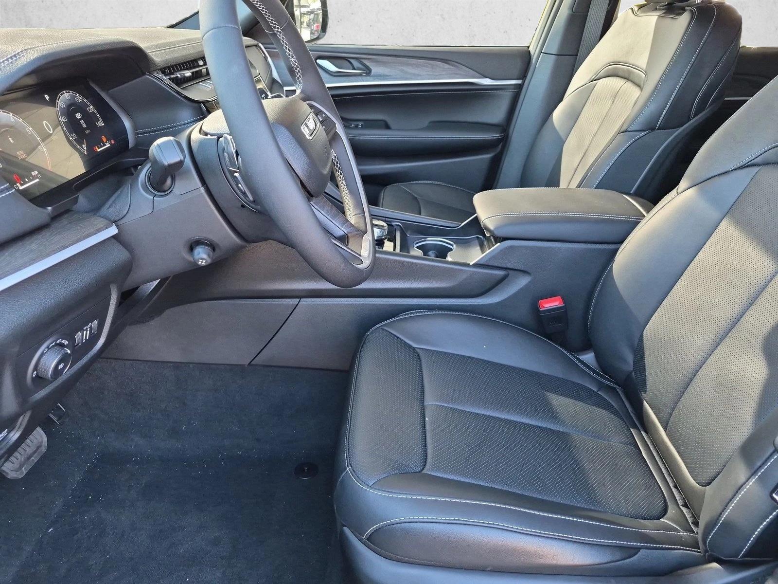 New 2027 Jeep Grand Cherokee 2 Row Limited Reserve SUV