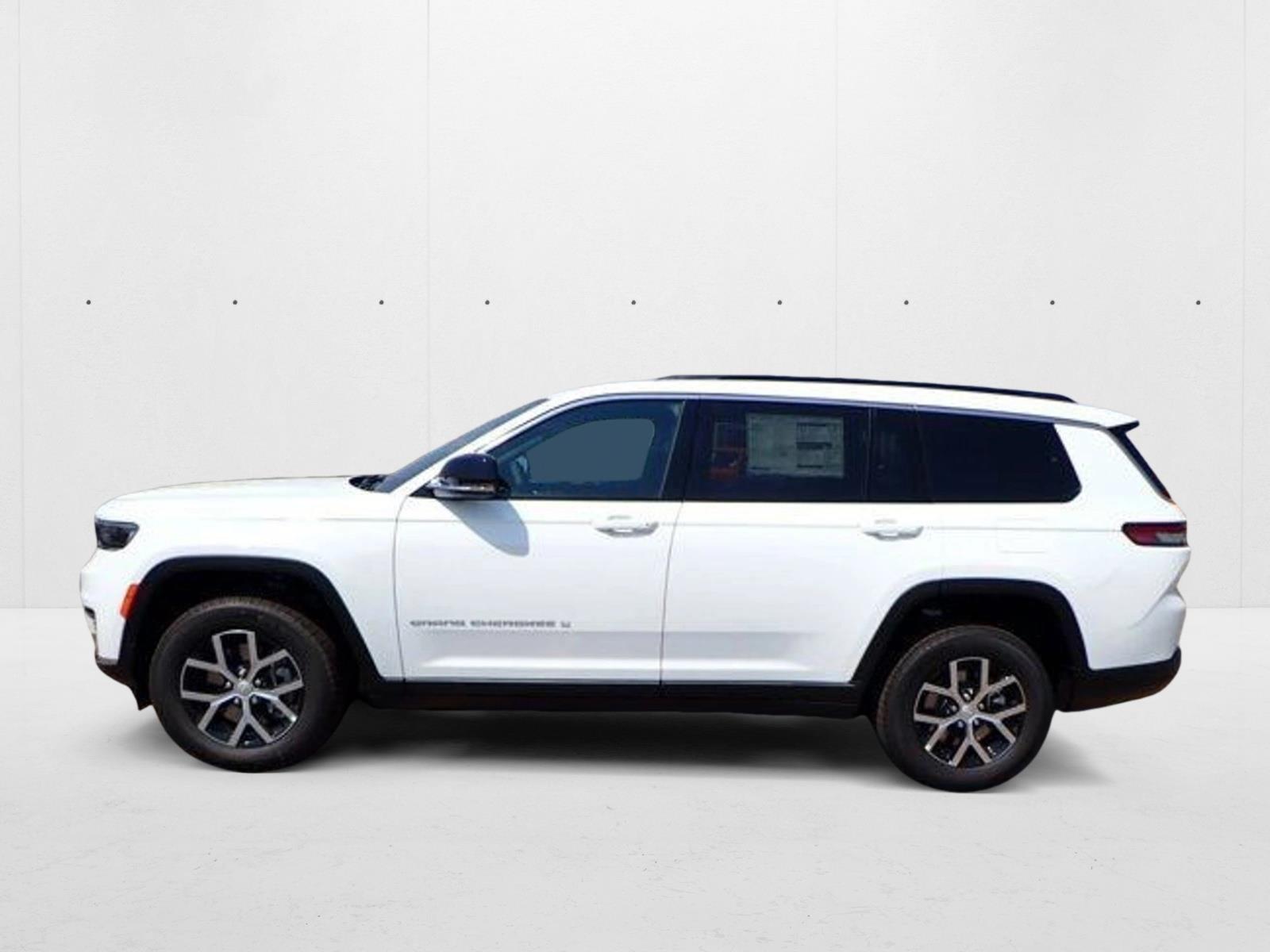 2025 Jeep Grand Cherokee Limited photo 2