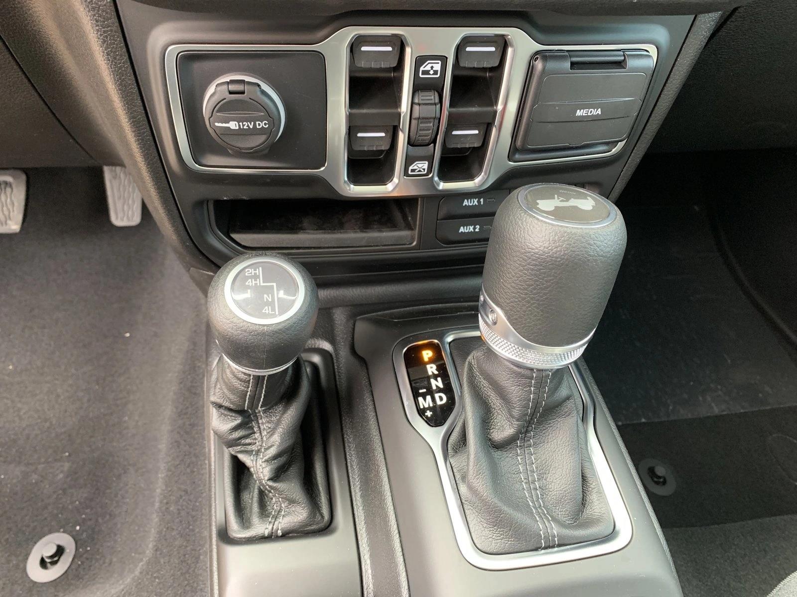 2025 Jeep Wrangler 4-Door Sport S - Photo 17