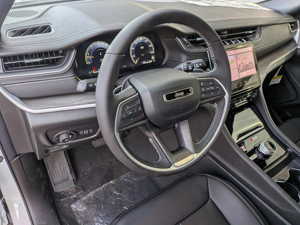 New 2025 Jeep Grand Cherokee Limited SUV