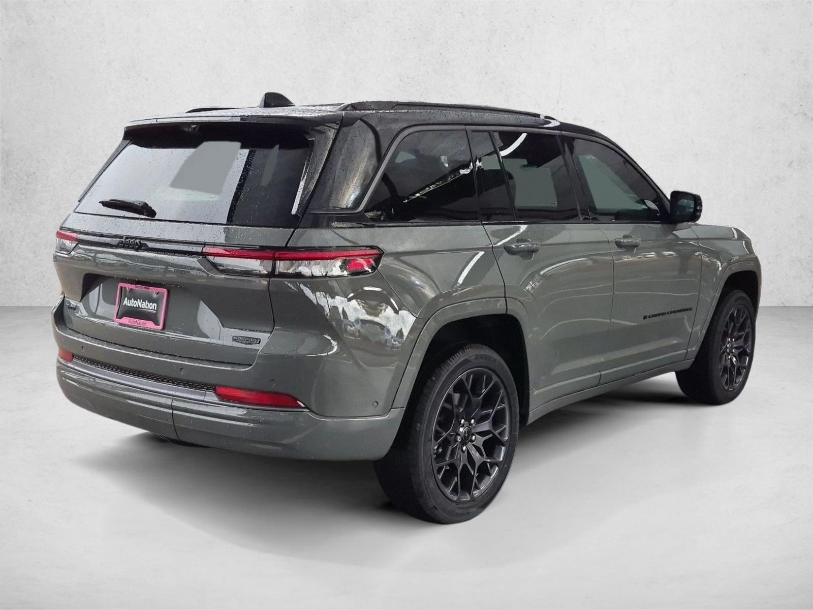New 2027 Jeep Grand Cherokee 2 Row Summit SUV