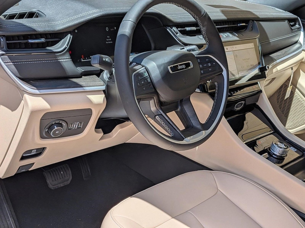 New 2026 Jeep Grand Cherokee Limited SUV
