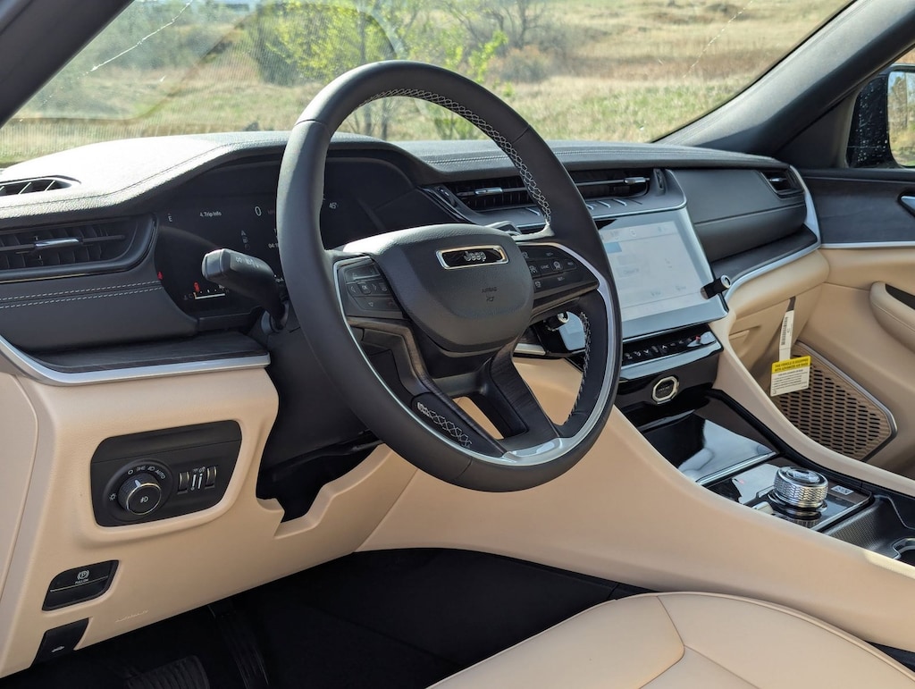 New 2026 Jeep Grand Cherokee L Limited SUV