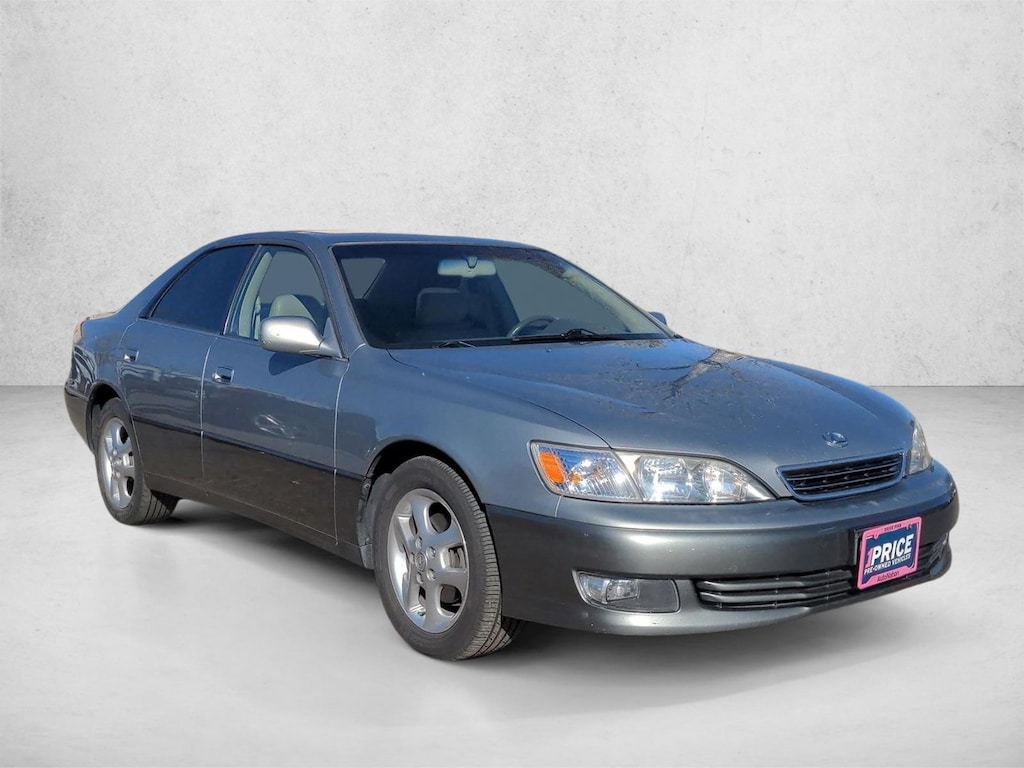 Used 2000 Lexus ES 300  4dr Car