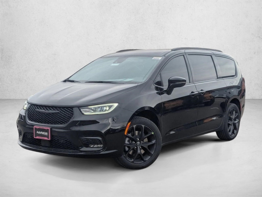 New 2026 Chrysler Pacifica Select Van Passenger Van