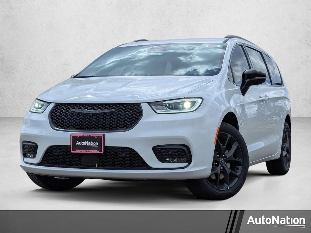 New 2026 Chrysler Pacifica Select Van Passenger Van