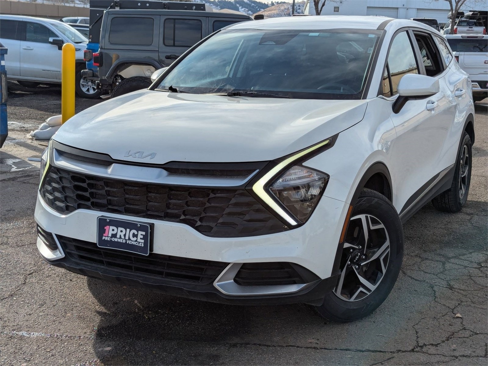 2023 Kia Sportage LX's photo