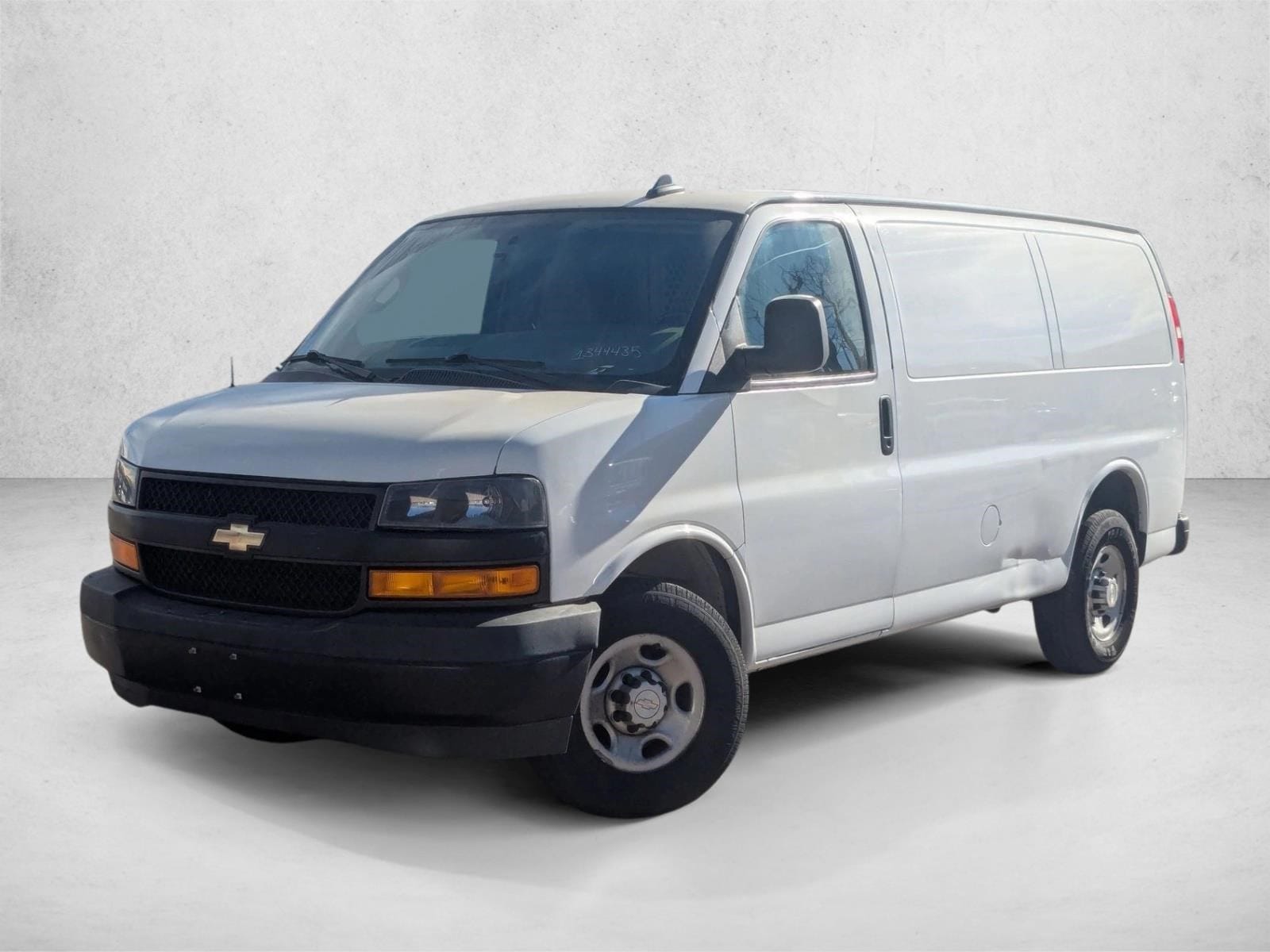 2018 Chevrolet Express Cargo Work Van's photo