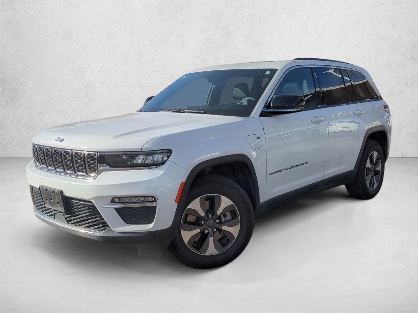 2024 Jeep Grand Cherokee 4xe's photo