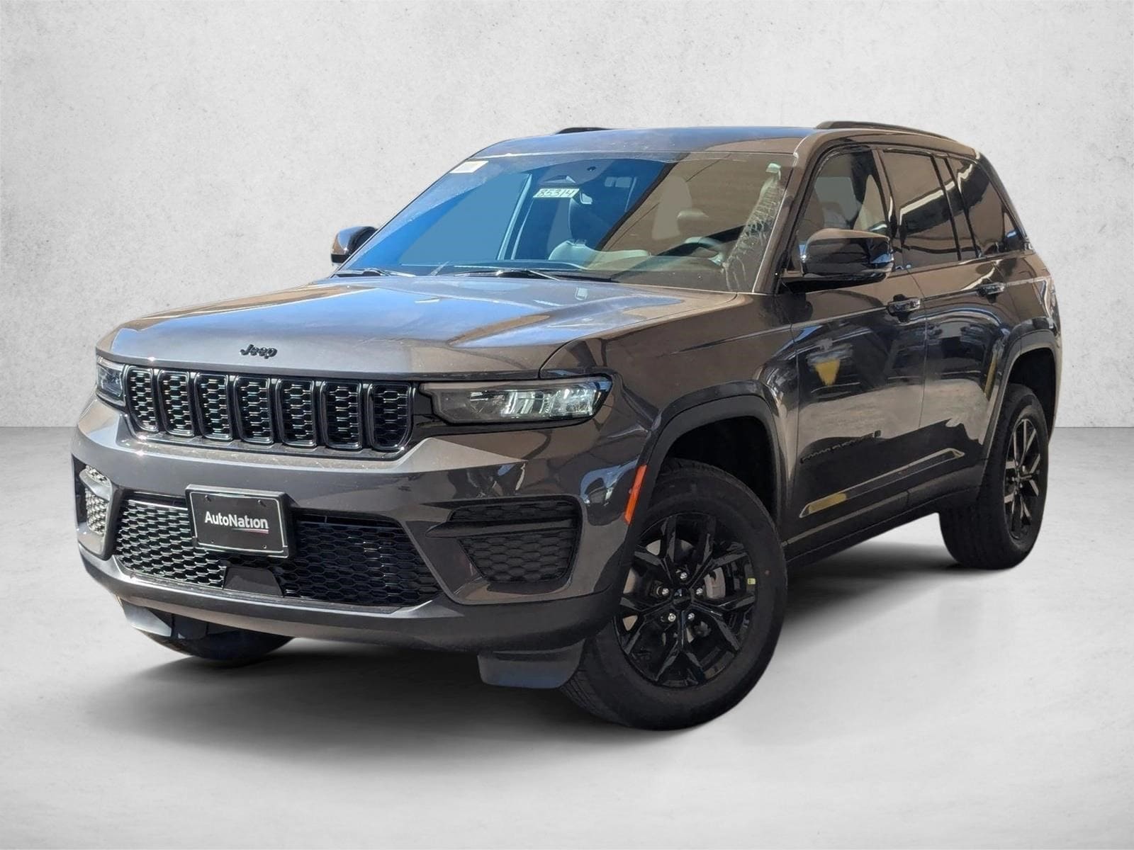 2025 Jeep Grand Cherokee Altitude's photo