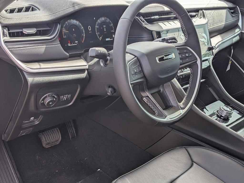 New 2026 Jeep Grand Cherokee Limited Reserve SUV