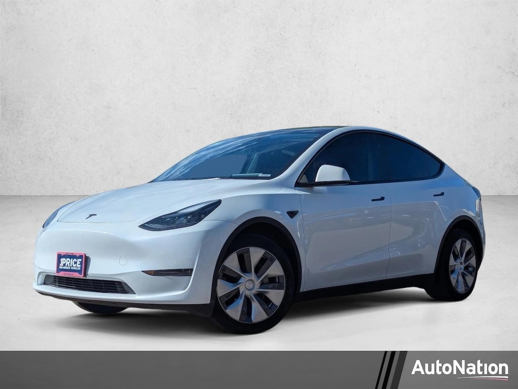 Used 2024 Tesla Model Y Long Range Sport Utility