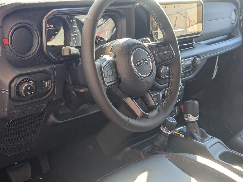 New 2025 Jeep Gladiator Rubicon X Truck Crew Cab